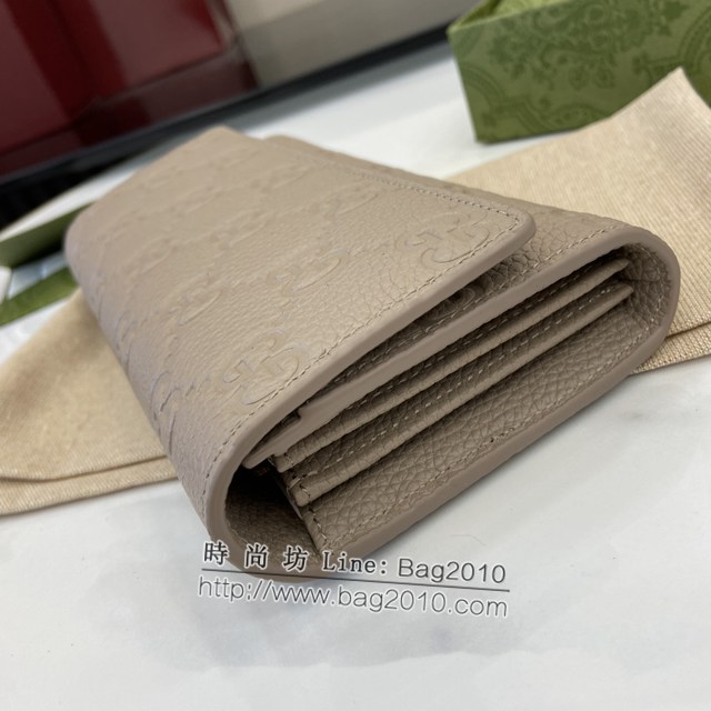 Gucci專櫃古馳最新款Emblem系列超柔軟荔灰色壓花/全皮錢包 jh2087型號：815922